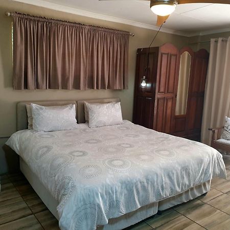 Rand Self-Catering Accommodation Carolina Zewnętrze zdjęcie