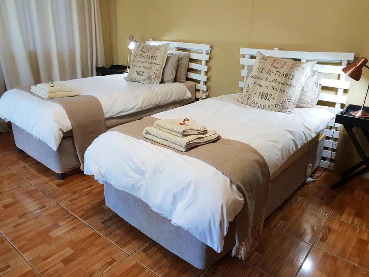 Rand Self-Catering Accommodation Carolina Zewnętrze zdjęcie