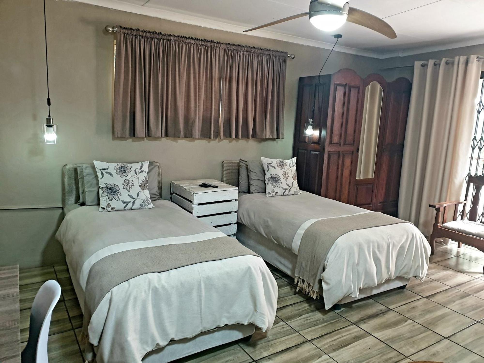 Rand Self-Catering Accommodation Carolina Zewnętrze zdjęcie